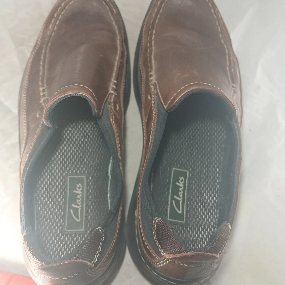 Clarks Mens Brown Leather Slip On Loafers‎ 82214 Moc Toe Comfort Shoes Size 11M